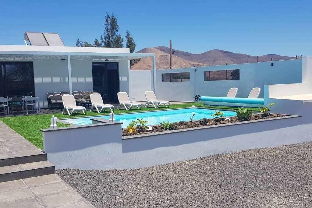 Villa Ponzos Chalet Independiente Y Privado Triquivijate Exterior foto